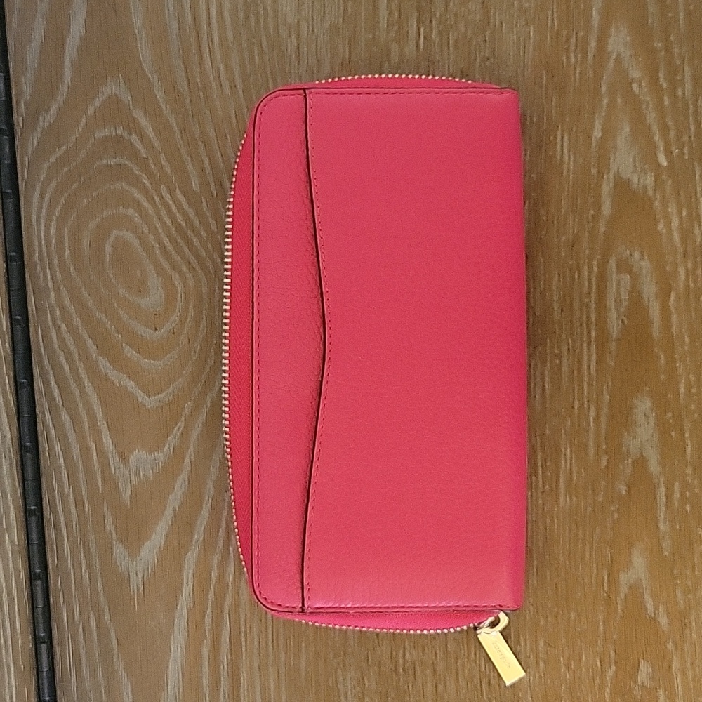 Kate Spade Wallet - Picture 2 of 8